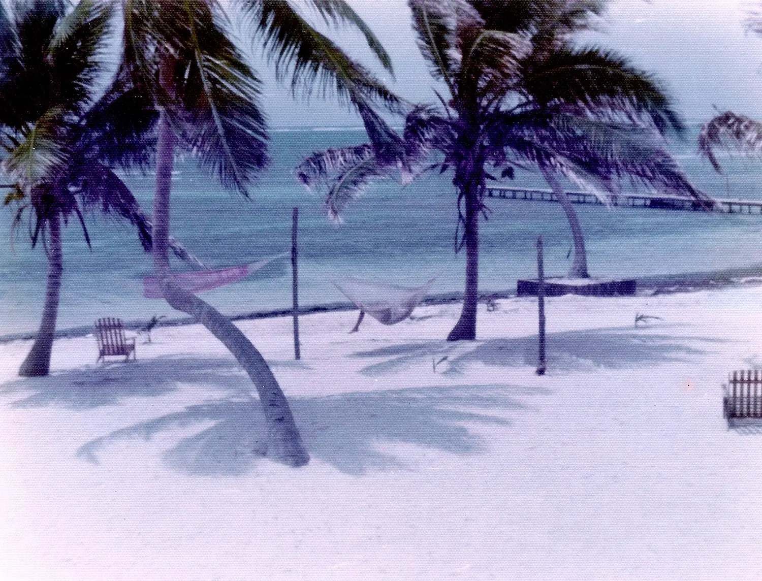 Ambergris Caye El Pescador 1975 Shore