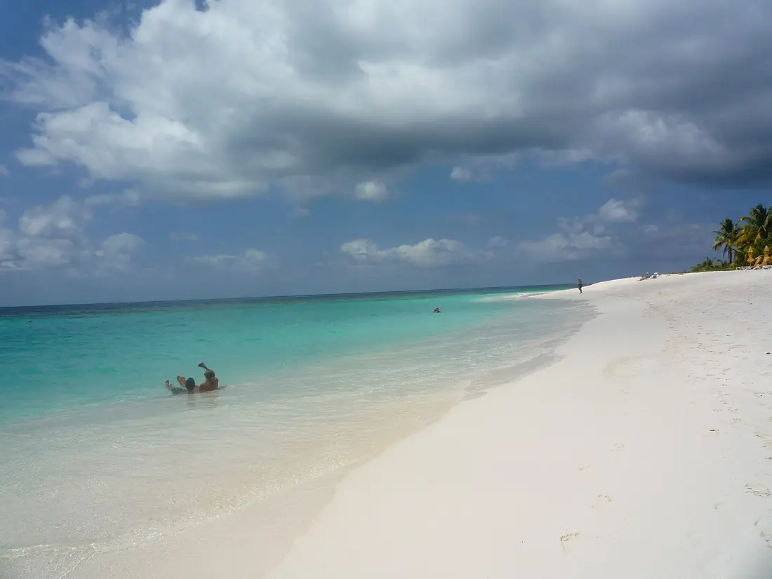 Anguilla Shoal Bay is the BEST beach in the Caribbean. - panoramio