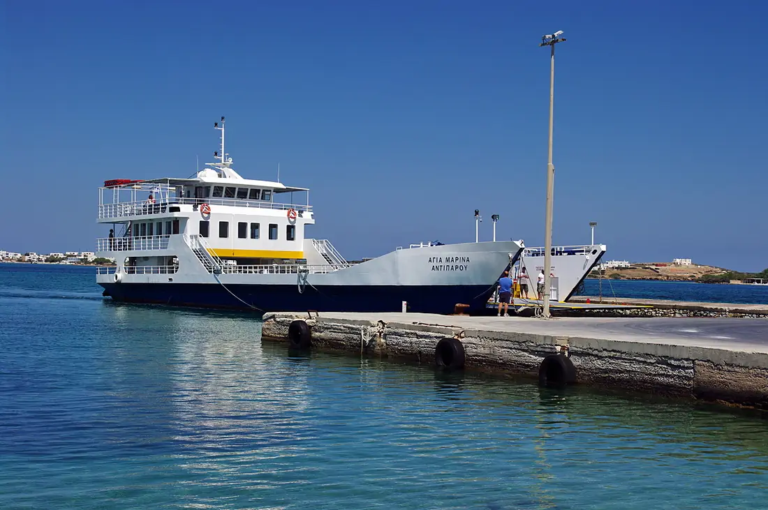 GR-paros-antiparos-faehre