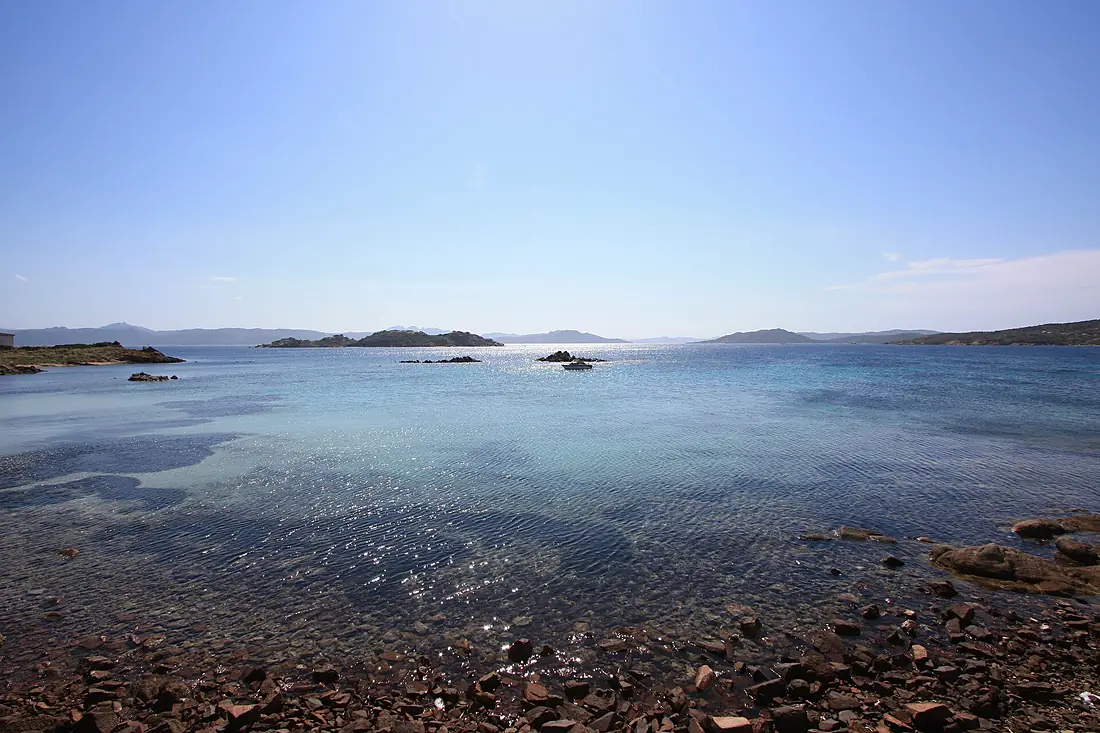 Caprera, panorama verso la Sardegna. - panoramio