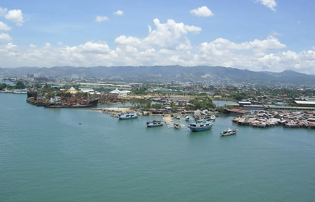 Cebu-city-from-the-sea
