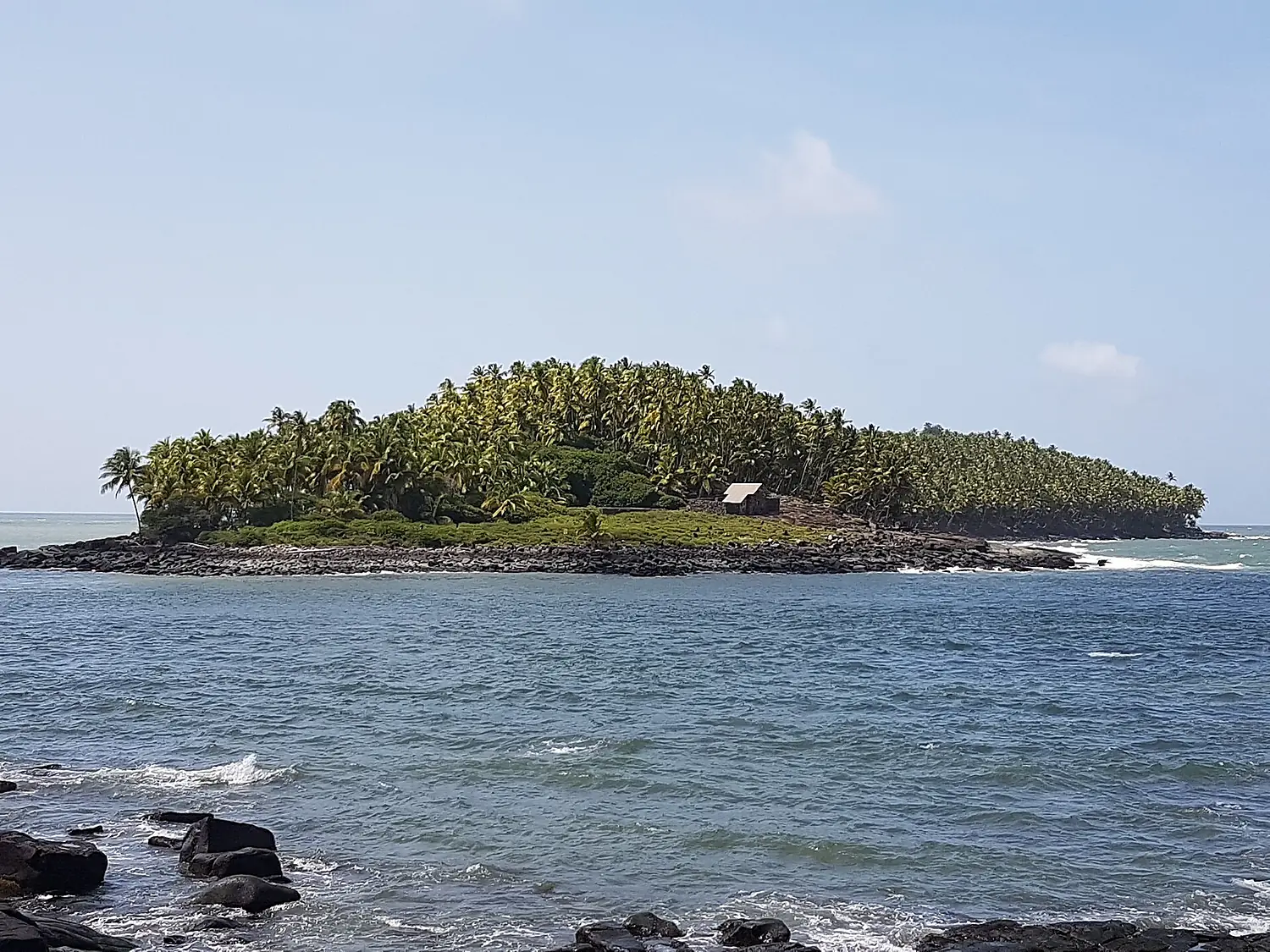 Île du Diable depuis l'île Royale