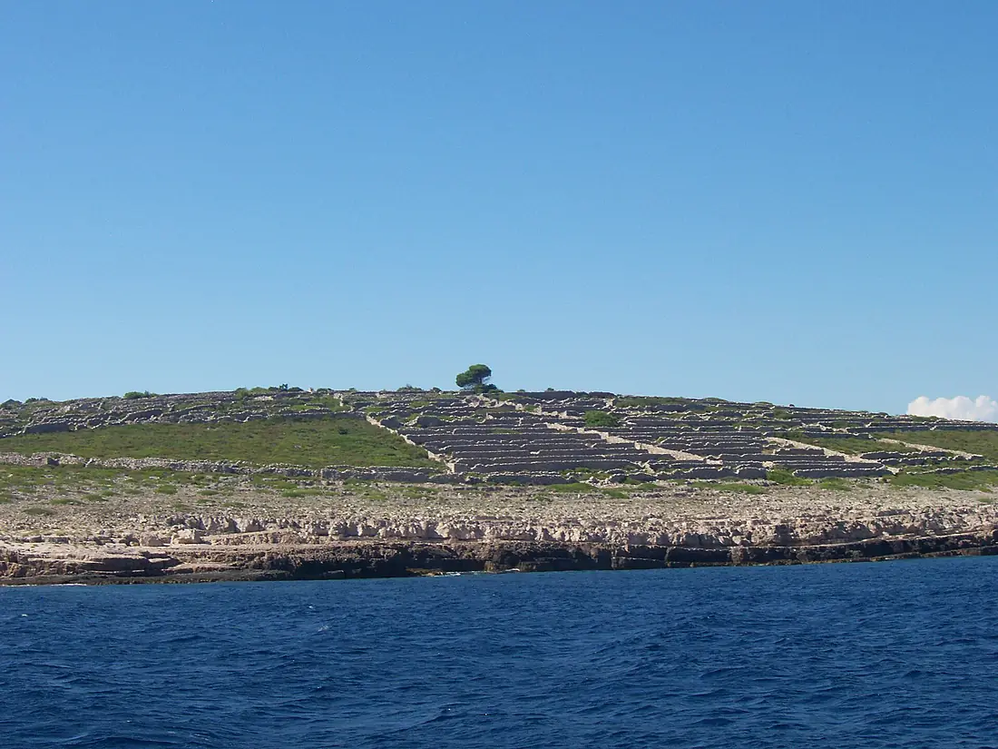 Otok Drvenik Mali - panoramio