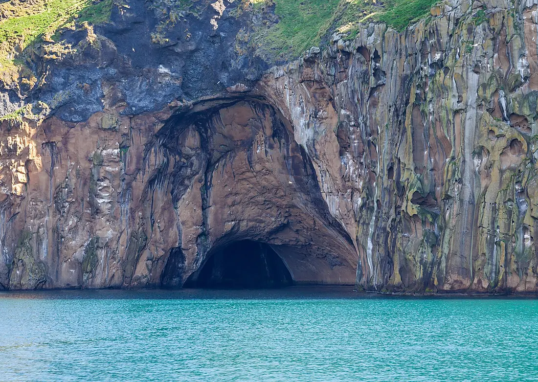 Acantilados de Heimaey, Islas Vestman, Suðurland, Islandia, 2014-08-17, DD 025