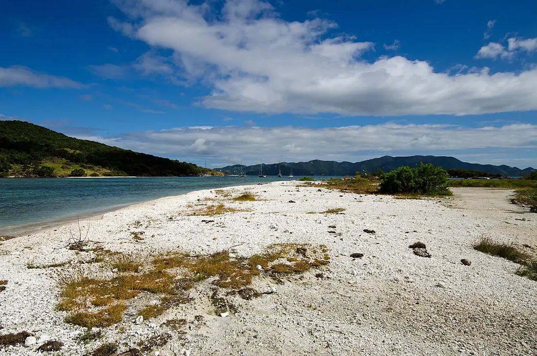 Looking at Tortola from Jost van Dyke - panoramio