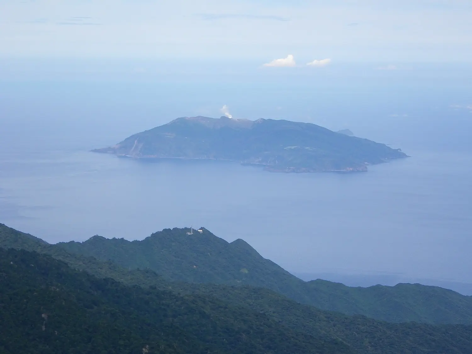 Kuchinoerabujima island from Mt.Nagatadake