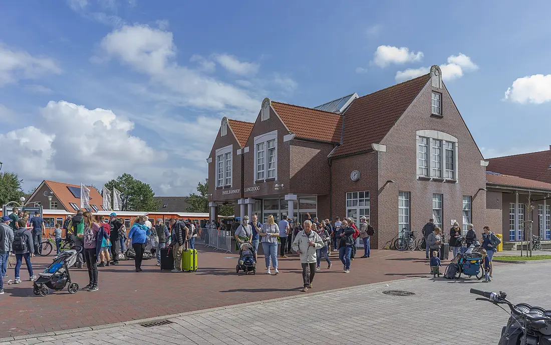 Inselbahnhof Langeoog 20200910 DSC3295