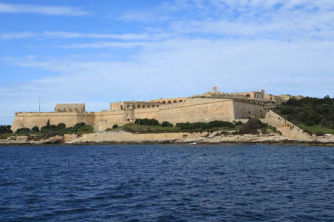 Malta - Gzira - Manoel Island - Fort Manoel (Ferry Sliema-Valletta) 02 ies