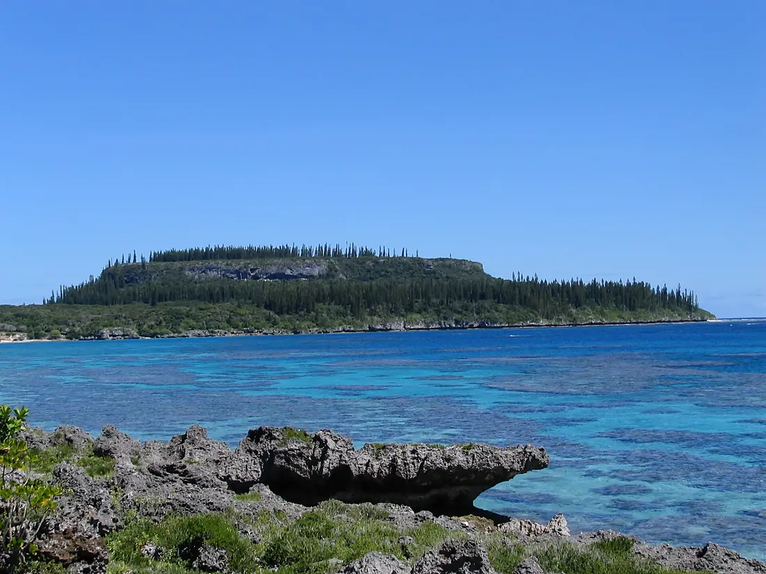 View of Cap Wabao, Maré Island