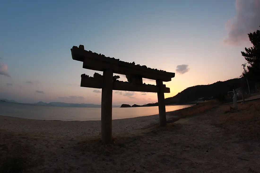 Beachside Torii, Naoshima