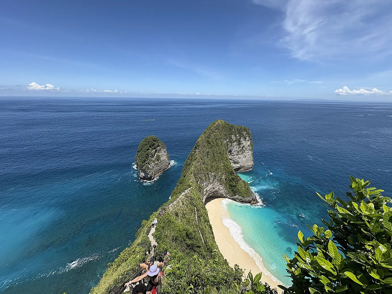 Kelingking Beach (T-Rex Bay) of Nusa Penida, Bali (2025) - img 11