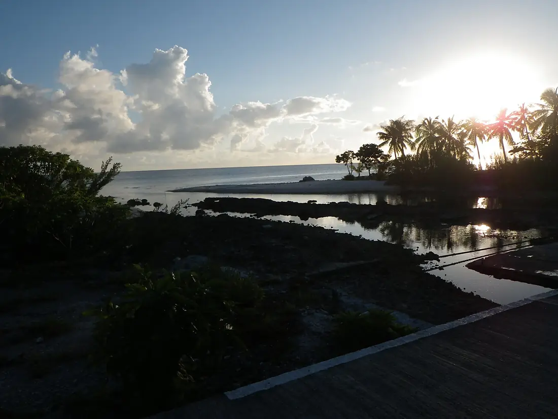 Ariataea - Rangiroa - panoramio (2)