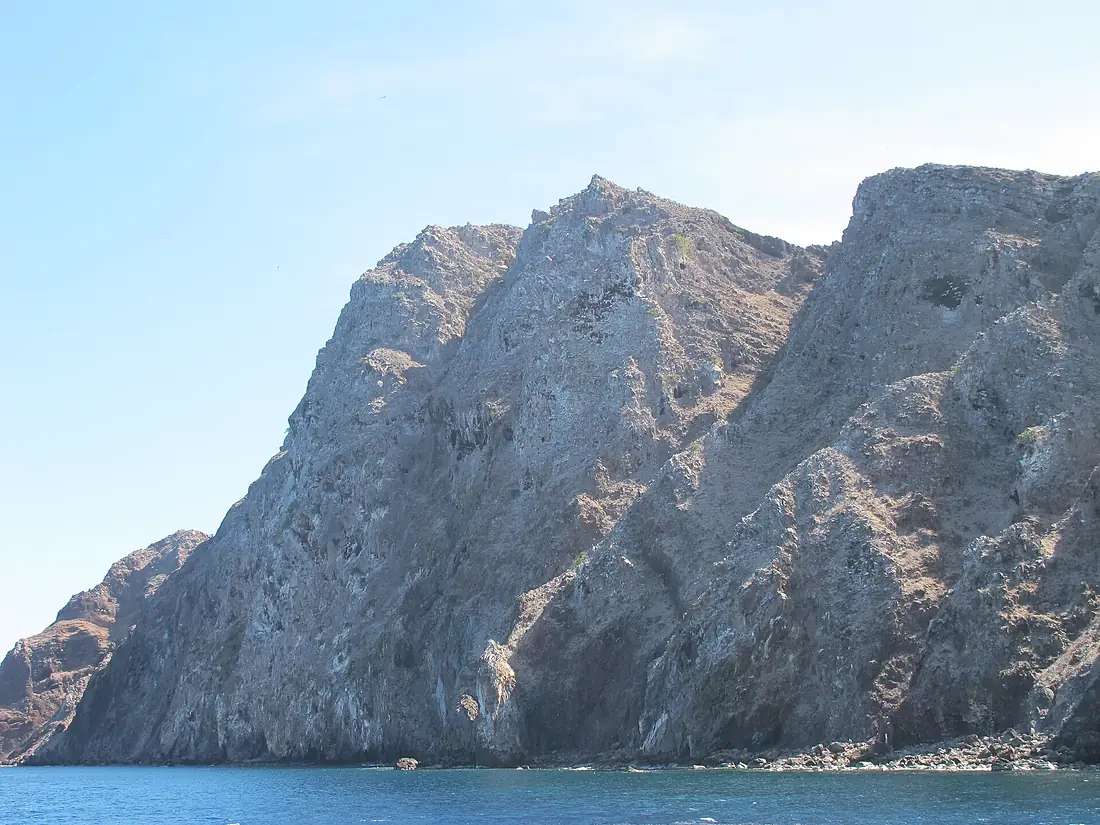 Redonda west cliffs
