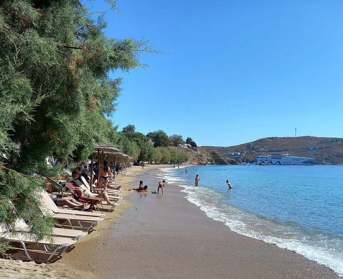 Serifos (beach Livadakia)