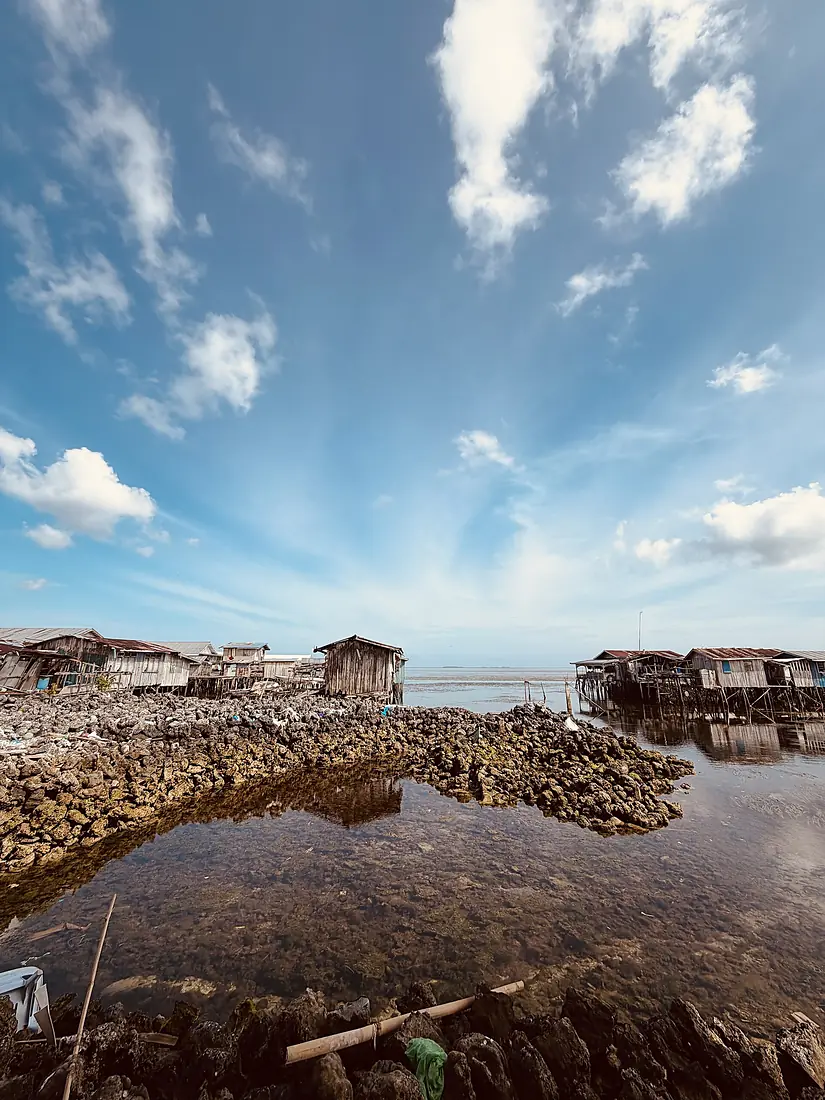Sitangkai stilthouse
