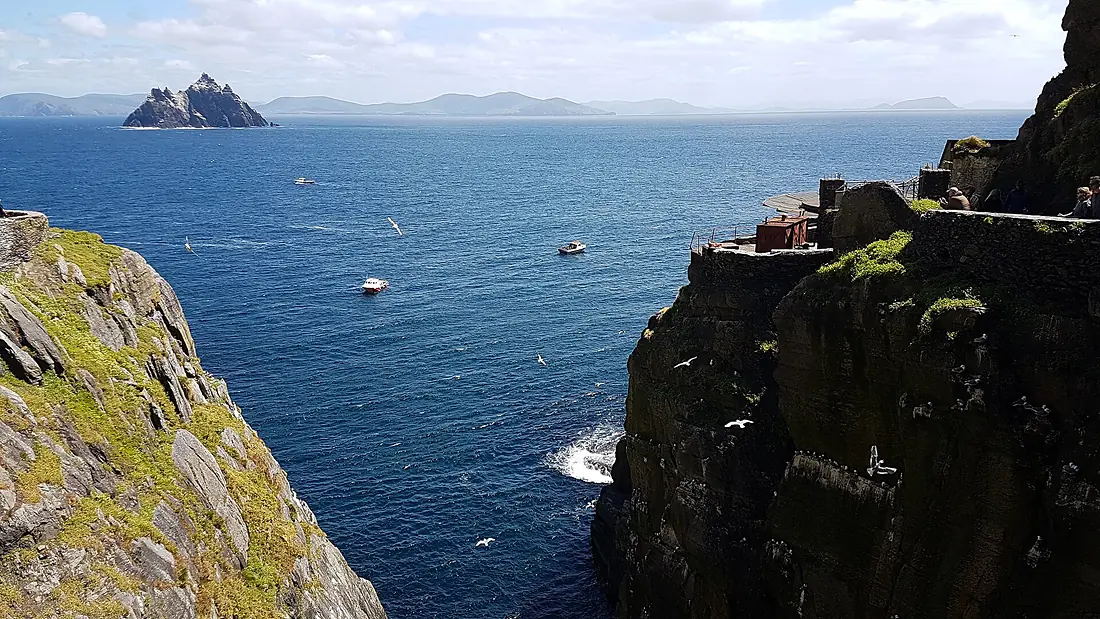 Circuitous route from jetty to lighthouse at Skellig Michael 06