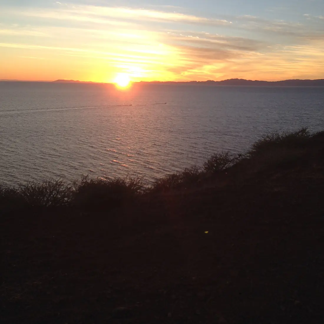 2017 enero 12 Atardecer en Isla Tiburón visto desde la costa