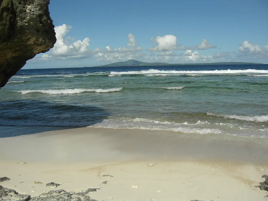 Masalok Beach - Tinian - panoramio (1)