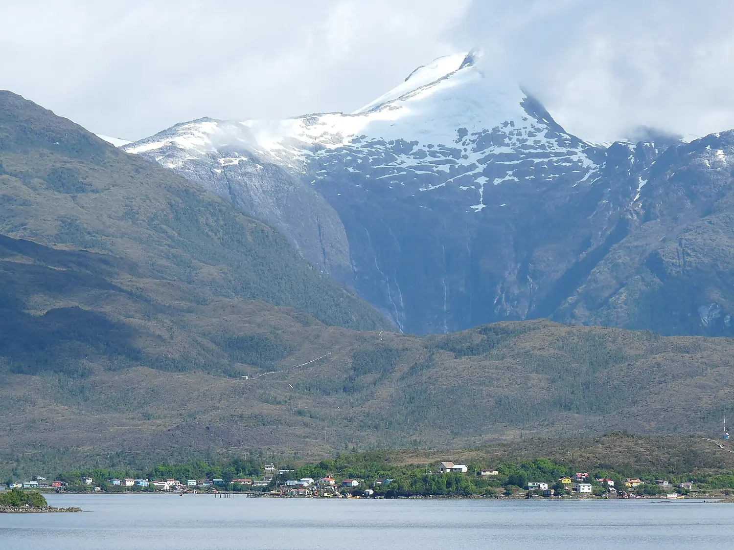 Chili-Puerto Edén